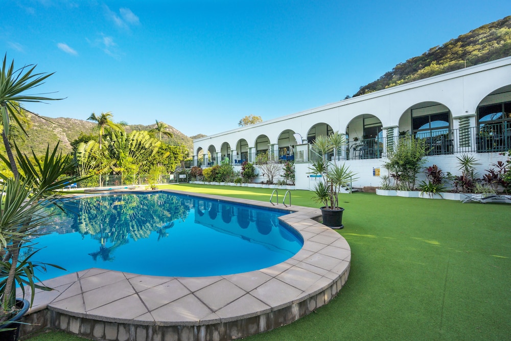 Amaroo On Mandalay Magnetic Island — hotel in Nelly Bay