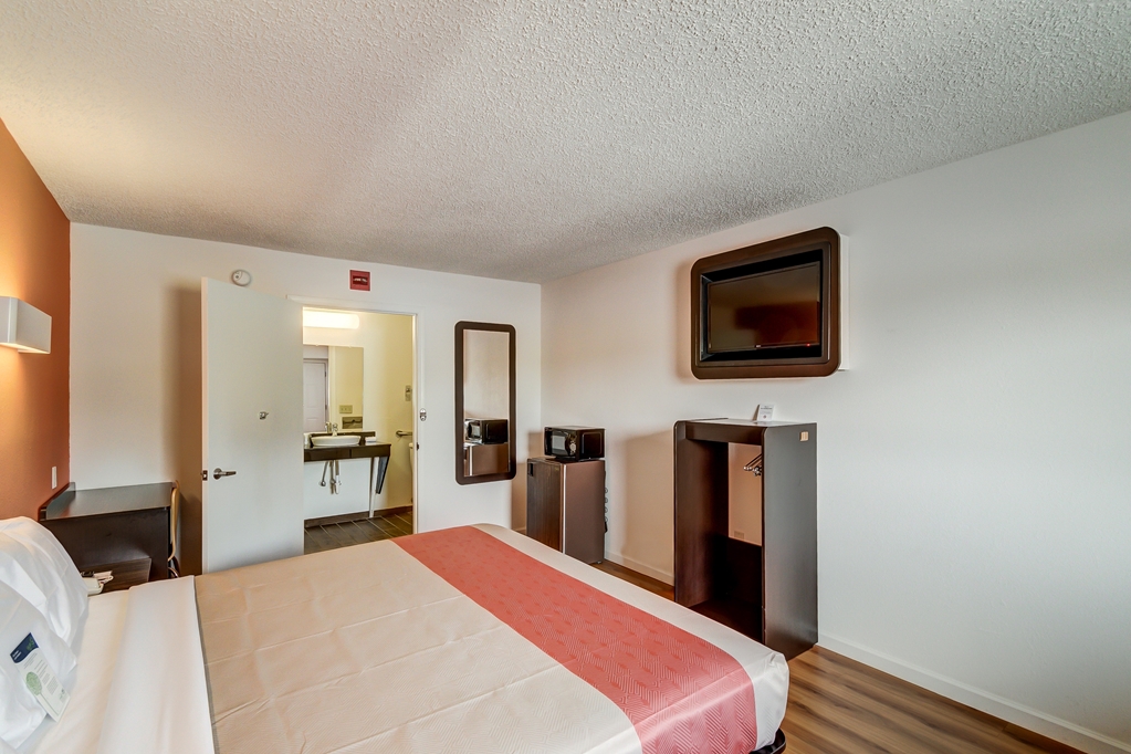 Motel 6 Berea KY - photo 10