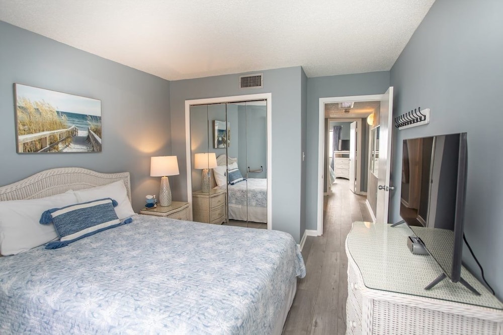Royal Garden Resort 301 3 Bedroom Condo by RedAwning - photo 7
