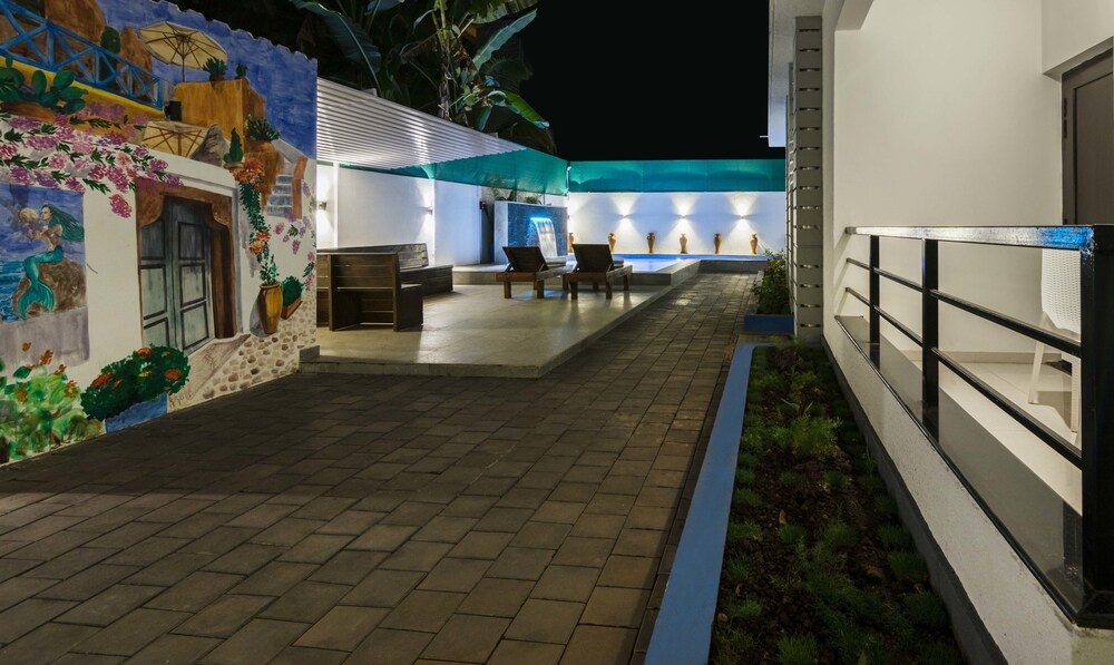 Treebo Aqua Blu - carbon neutral hotel in Calangute