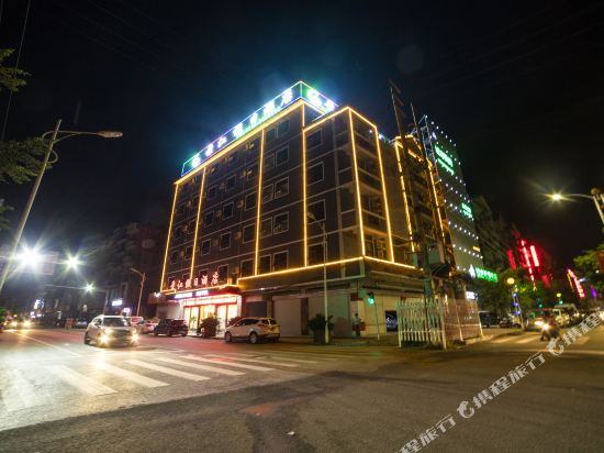 Jingjiang Holiday Hotel — hotel in Xinjing