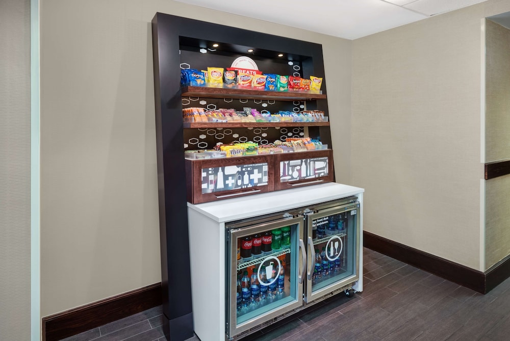 Hampton Inn Atlanta Perimeter Center - photo 26