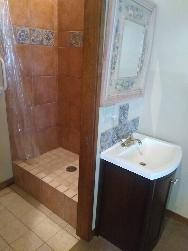 Tanglewood Suites - photo 5