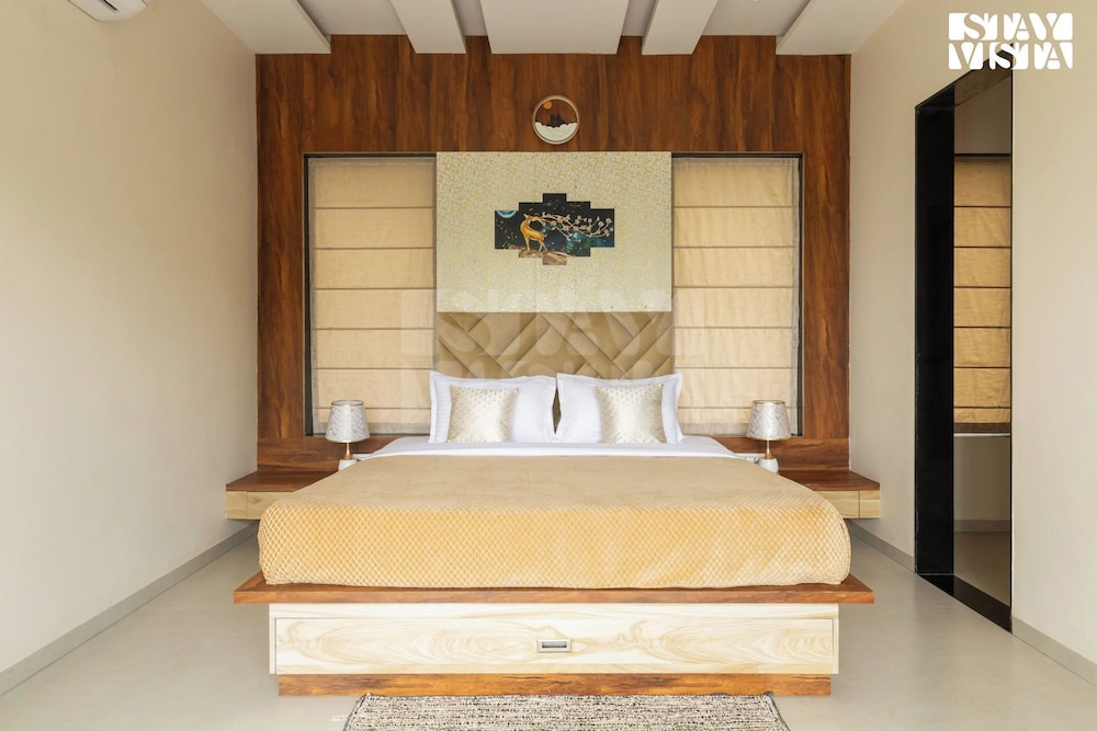 Brick and beam - last minute hotel in Mahabaleshwar