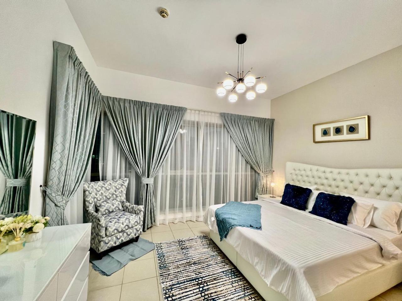INA Homes BLVD Central 2BHK Apartment near Burj Khalifa — 4-Star Luxury Hotel in Dubai, United Arab Emirates