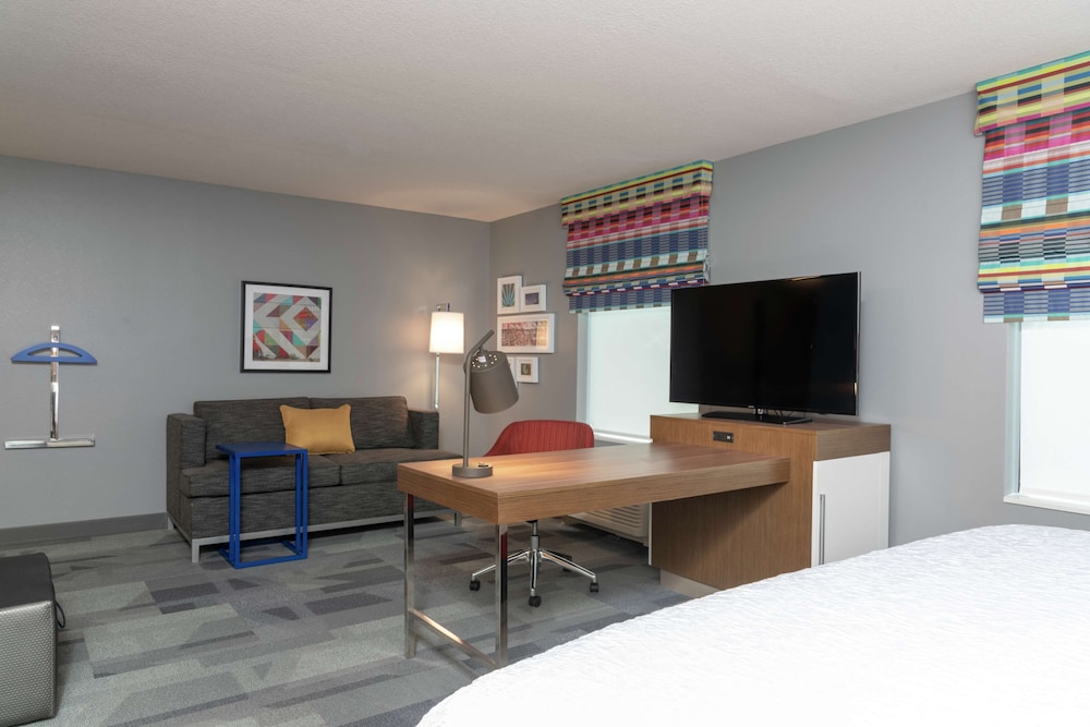 Hampton Inn & Suites Xenia Dayton - photo 11