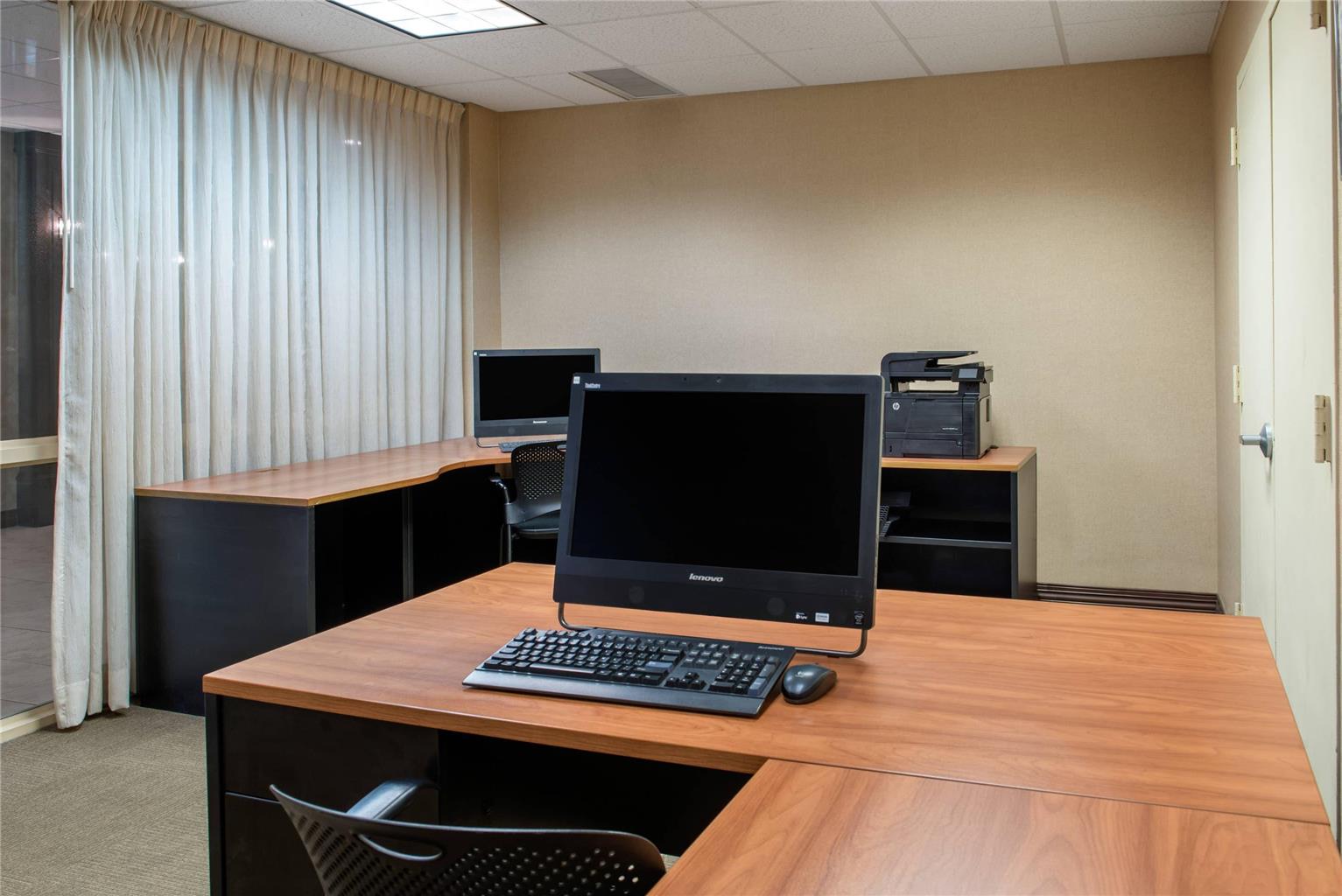 Quality Hotel Conference Center Cincinnati Blue Ash - photo 28
