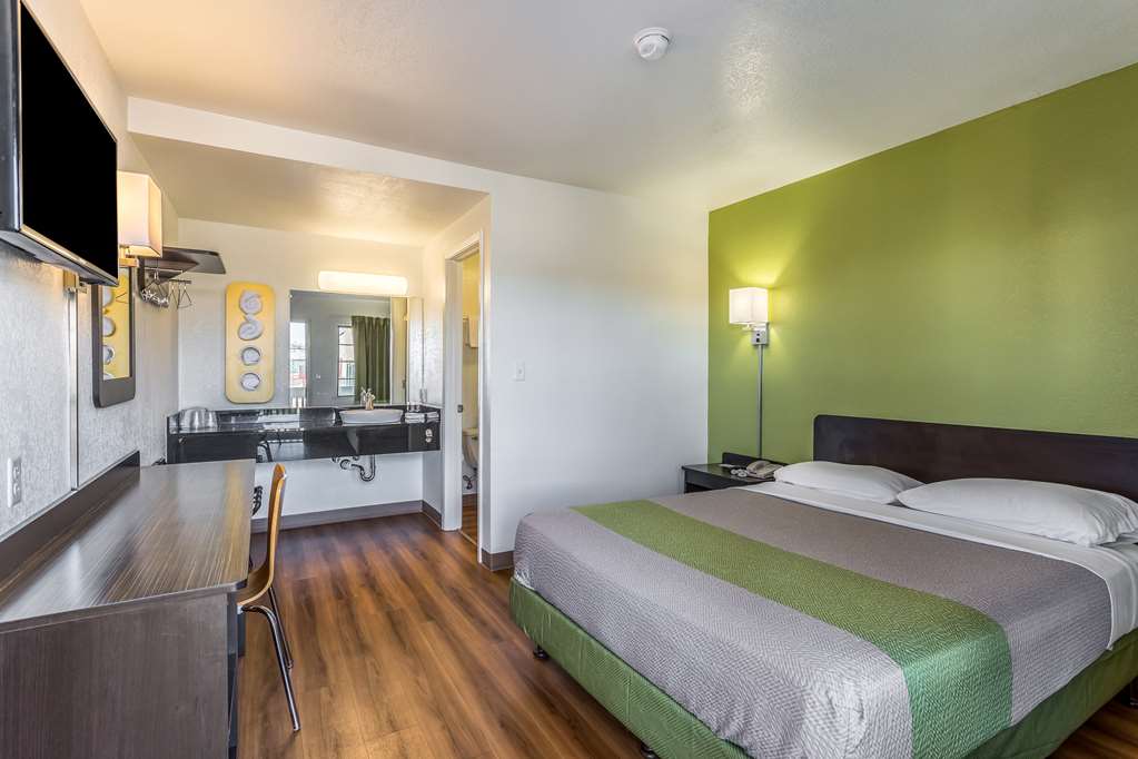 Motel 6 El Paso TX East - photo 10