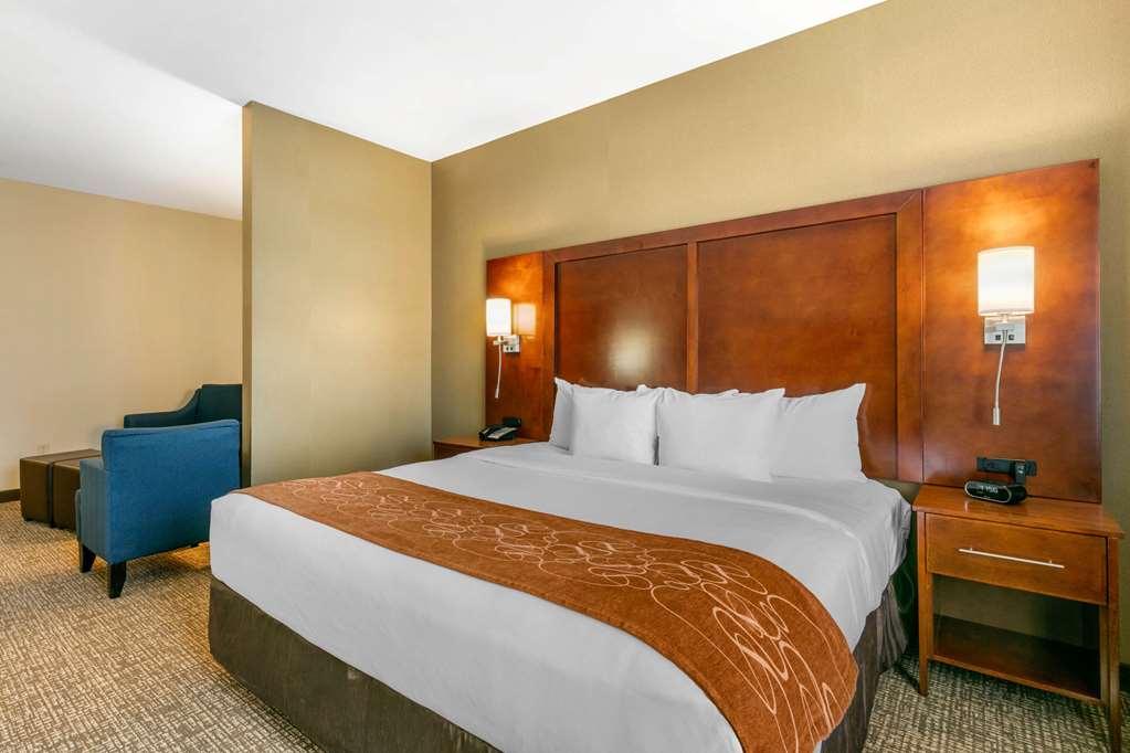 Comfort Suites Forrest City - photo 23