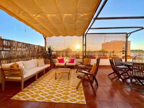 Wonderful Penthouse by the Sea — hotel in Islantilla