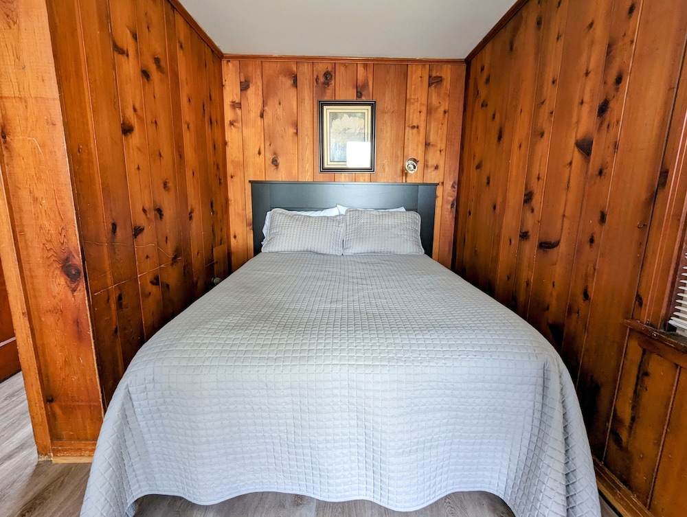 Riverside Motel - photo 42