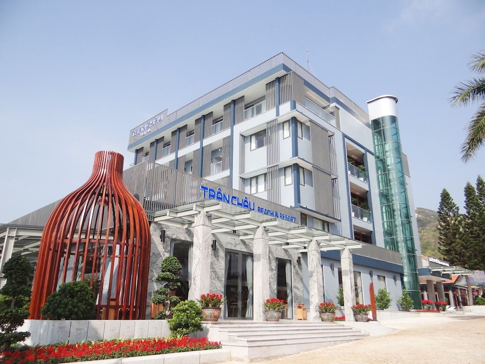 Tran Chau Beach & Resort — hotel in Ho Chi Minh City