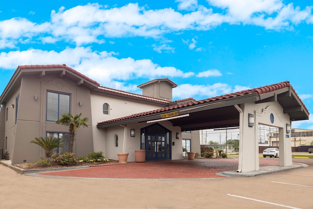 Studio 6 Beaumont TX in Beaumont, United States