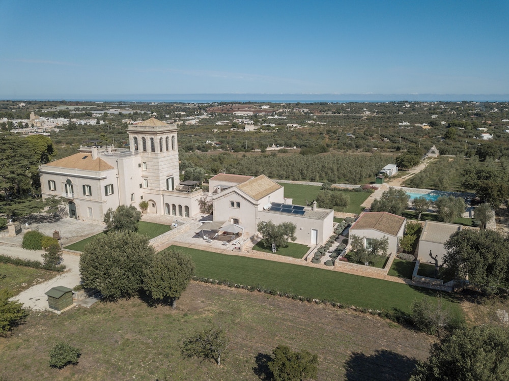 Mazzarelli Creative Resort in Polignano A Mare, Italy