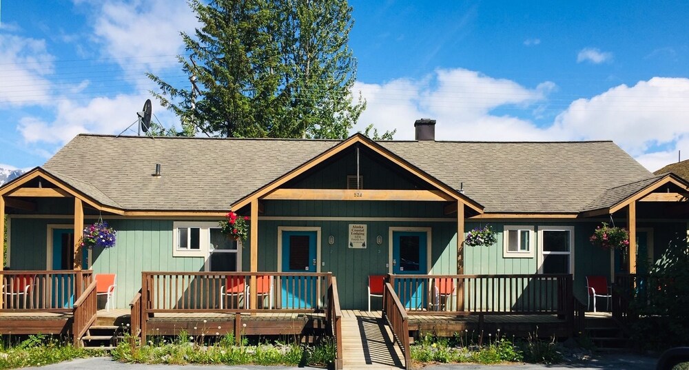 Alaska coastal Lodging — hotel in Seward