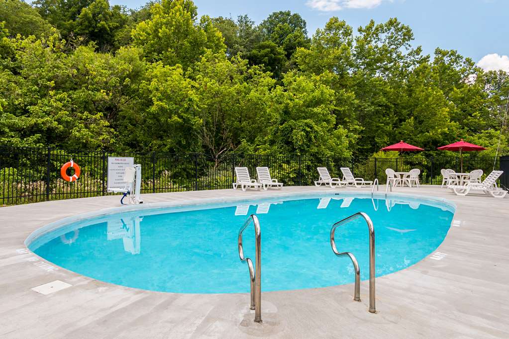 Quality Inn Weston - photo 29