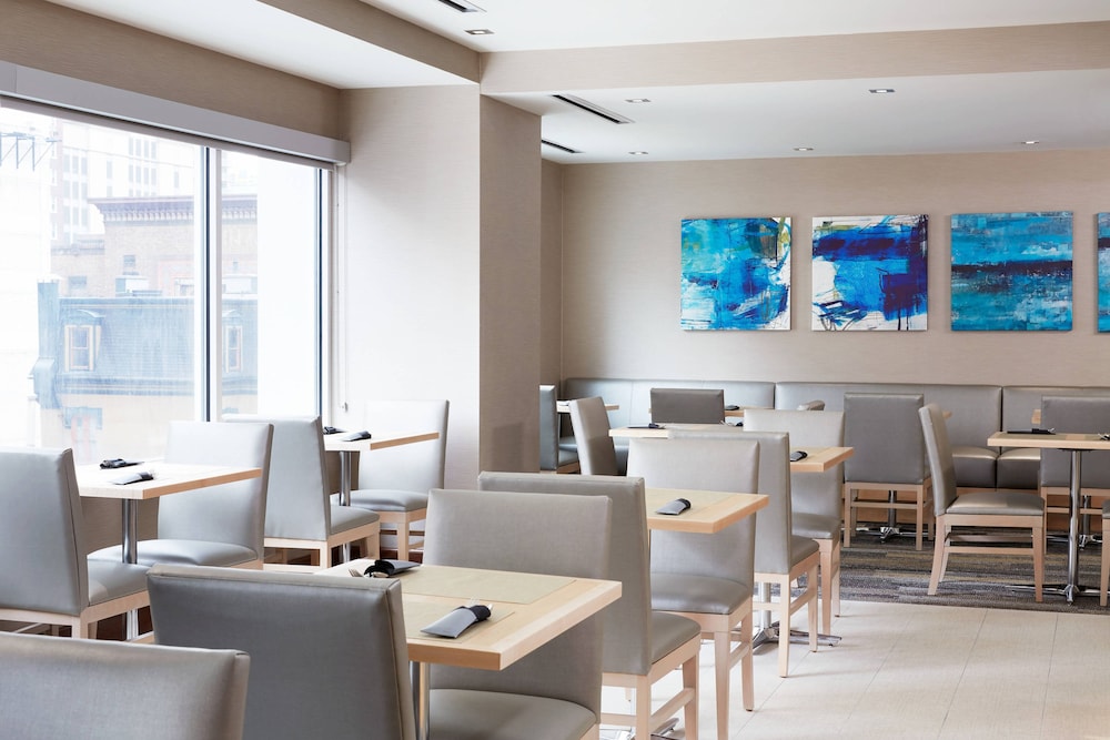 AC Hotels by Marriott Chicago Downtown - photo 25