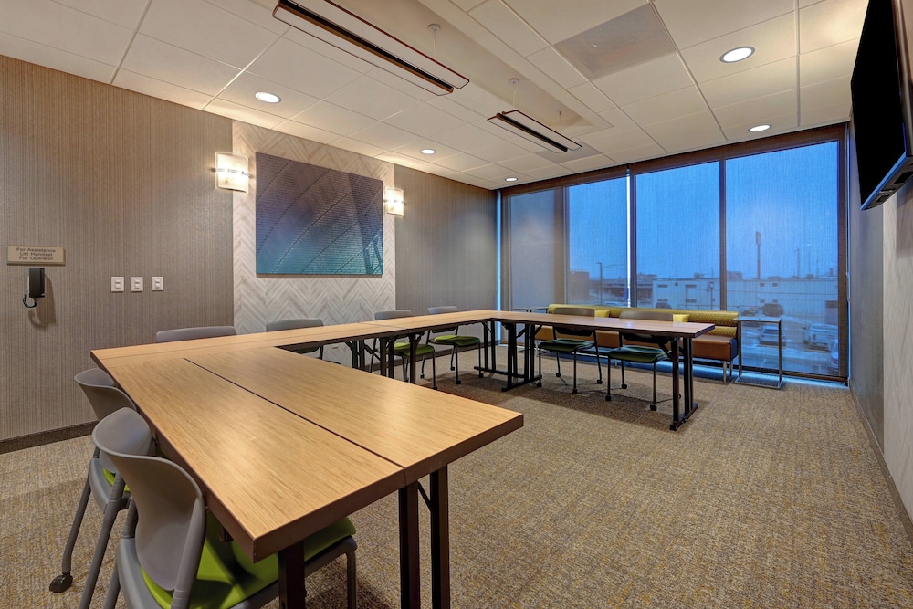 SpringHill Suites by Marriott Albuquerque University Area - photo 37