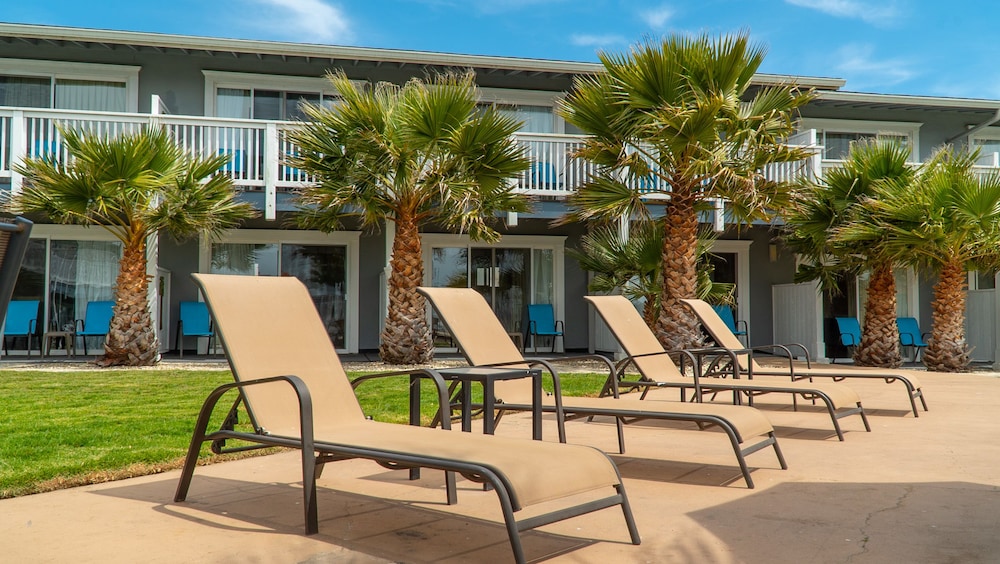 San Simeon Lodge - photo 32