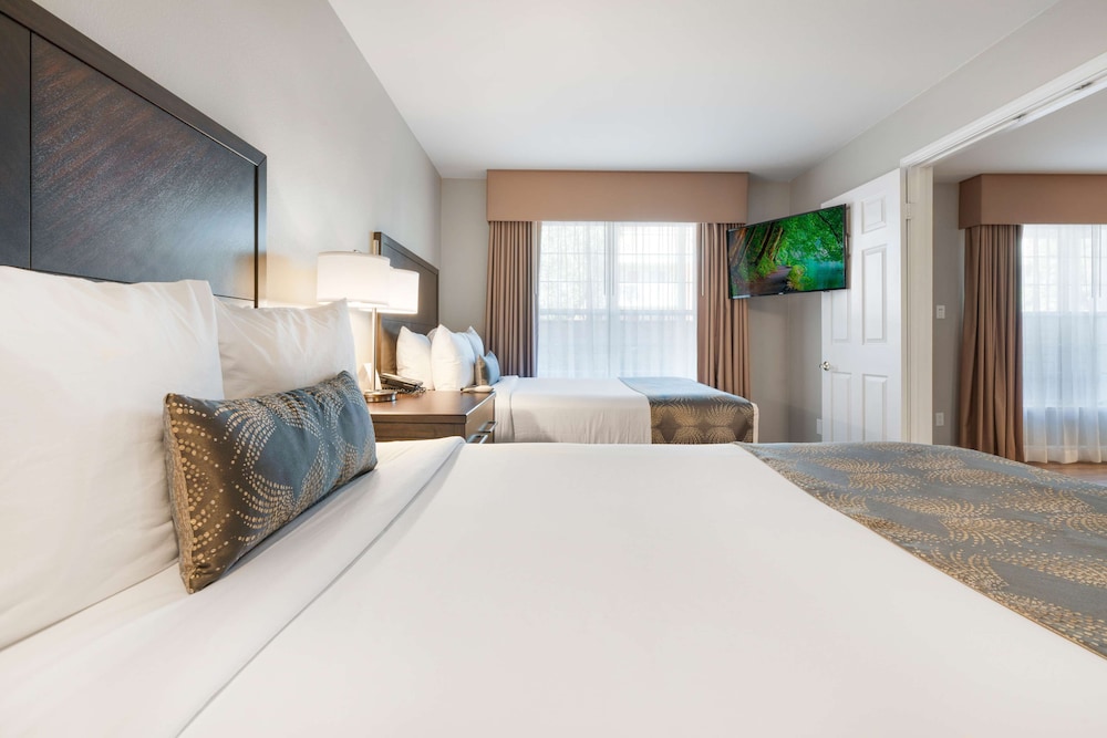 Chase Suites Hotel Brea Fullerton - photo 9