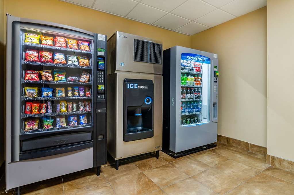 Comfort Inn & Suites near Bethel College - photo 65