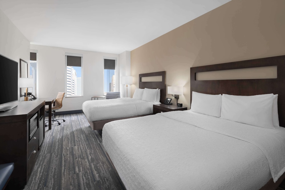 Hampton Inn & Suites Denver Downtown Convention Center - photo 19