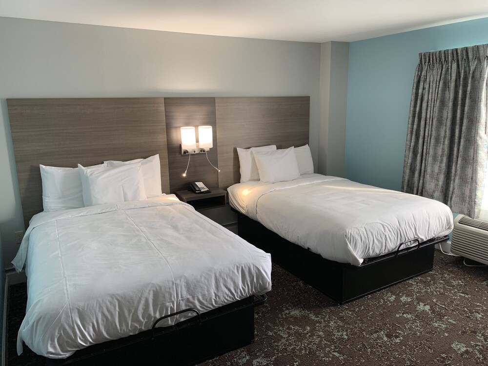 The Inn On Broadway - photo 15
