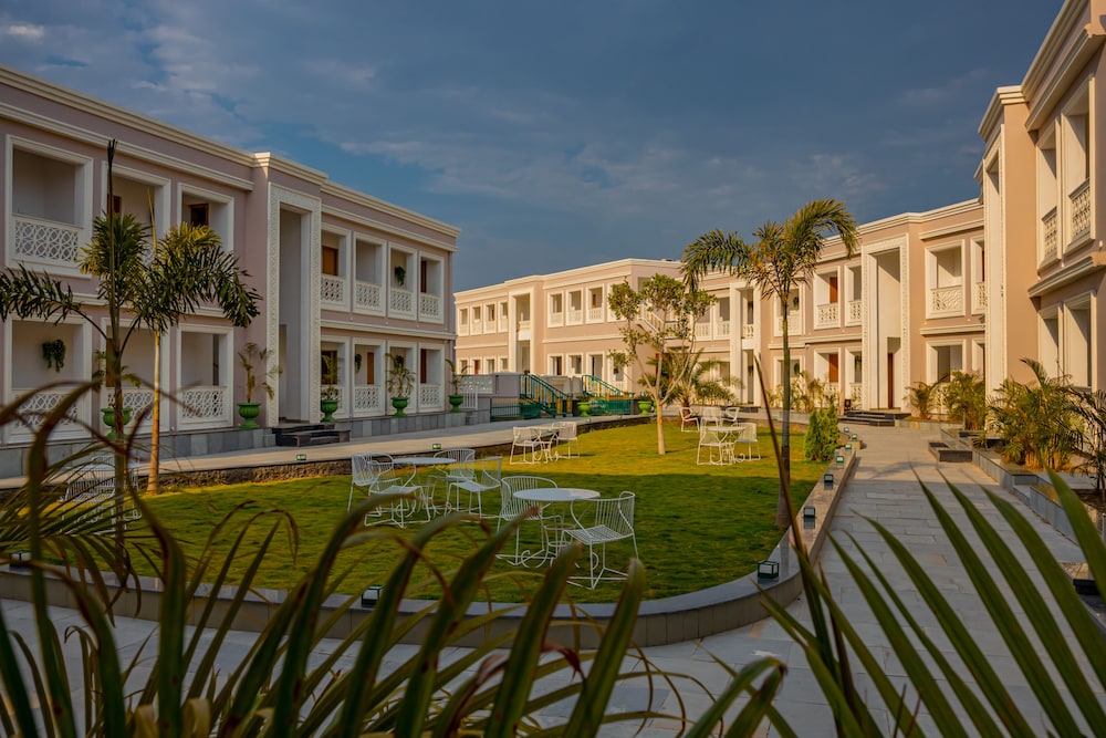 Tree of Life Vantara Resort & Spa in Udaipur, India