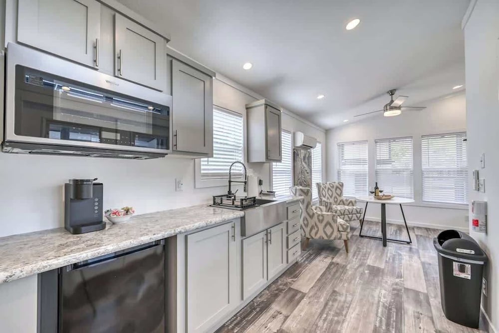 Resort at Fredericksburg Unit 14 - photo 6