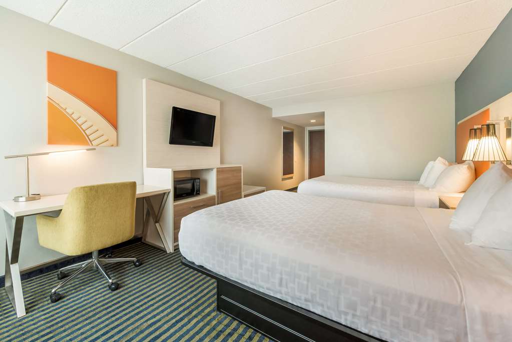 Baymont by Wyndham Westampton - photo 10