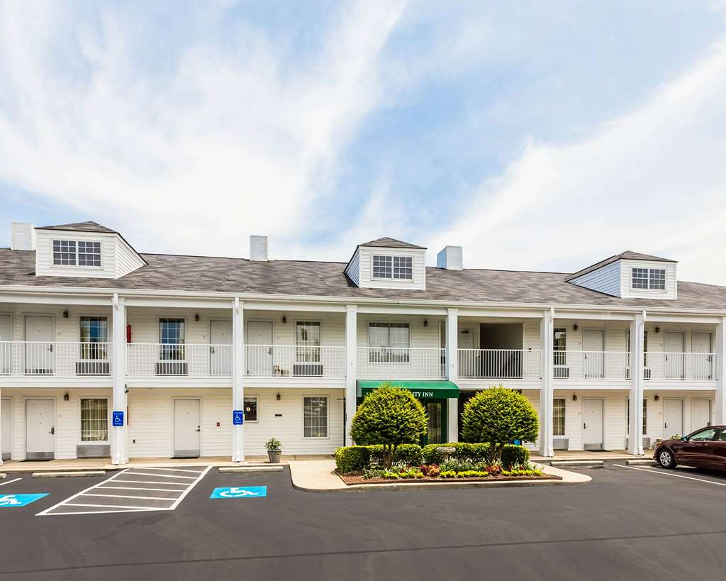 Quality Inn Trussville I 59 exit 141 - photo 2