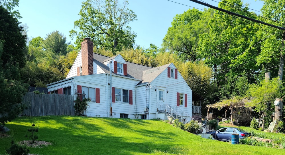 Cozy Homeva Kensico WP — hotel in White Plains