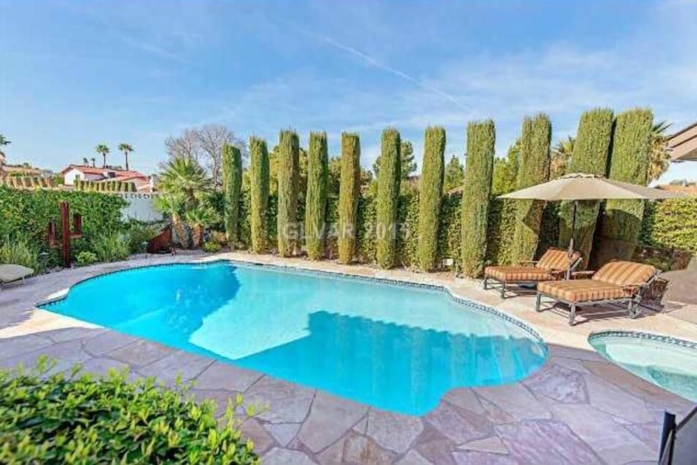 Luxurious 4BR 9m to Las Vegas Strip - photo 23
