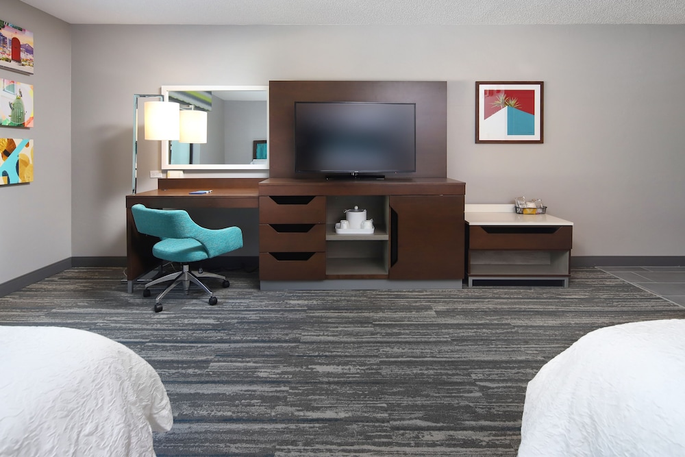 Hampton Inn & Suites Tucson East Williams Center - photo 9