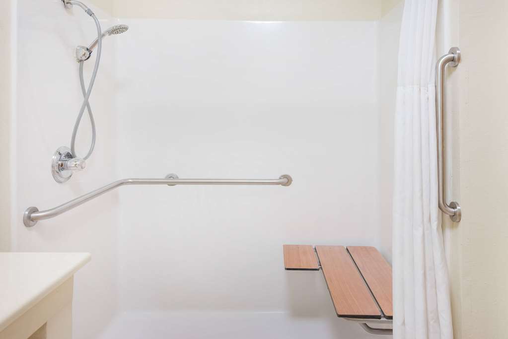 Ramada by Wyndham Columbia - photo 17