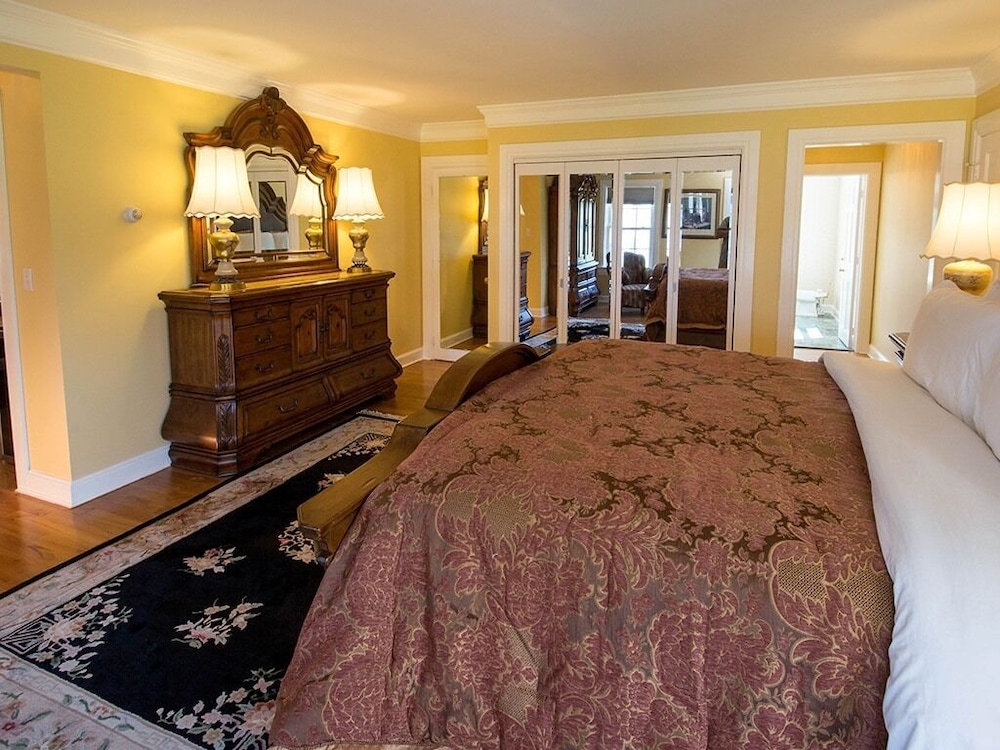 Kingsbay Mansion & Vacation Houses - photo 7