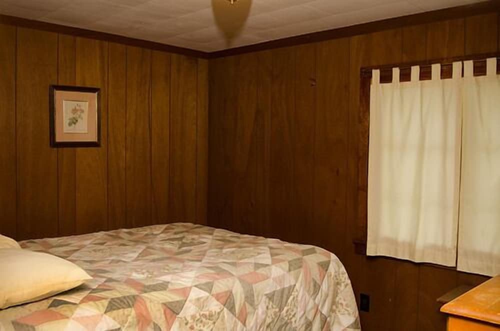 Woodland Beach Resort - photo 20