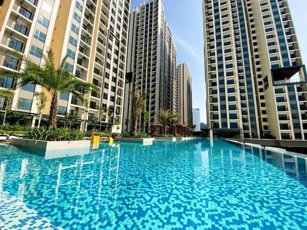 Zhome 1 2 3 BR apartment in Ha Do Centrosa District 10 — 4-Star Luxury Hotel in Ho Chi Minh City, Vietnam