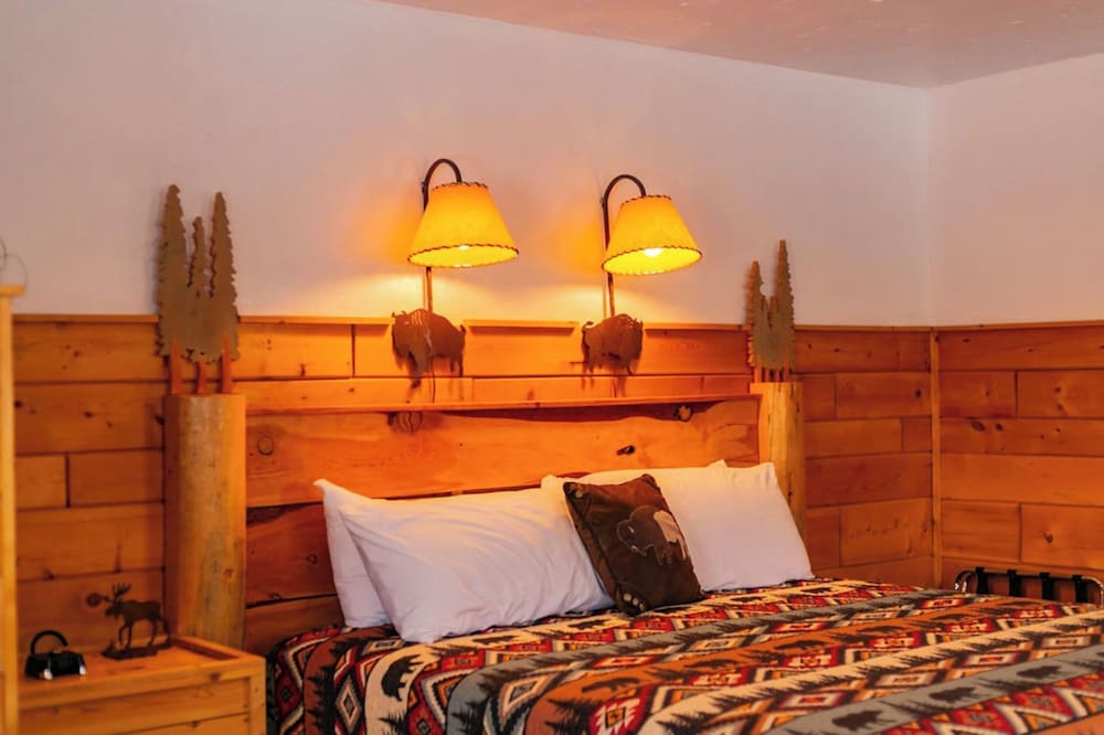 Chinook Winds Motel - photo 25