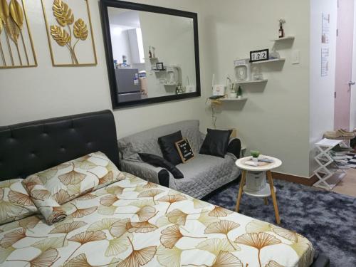 E & L staycation at trees residences — Manila — photo 2
