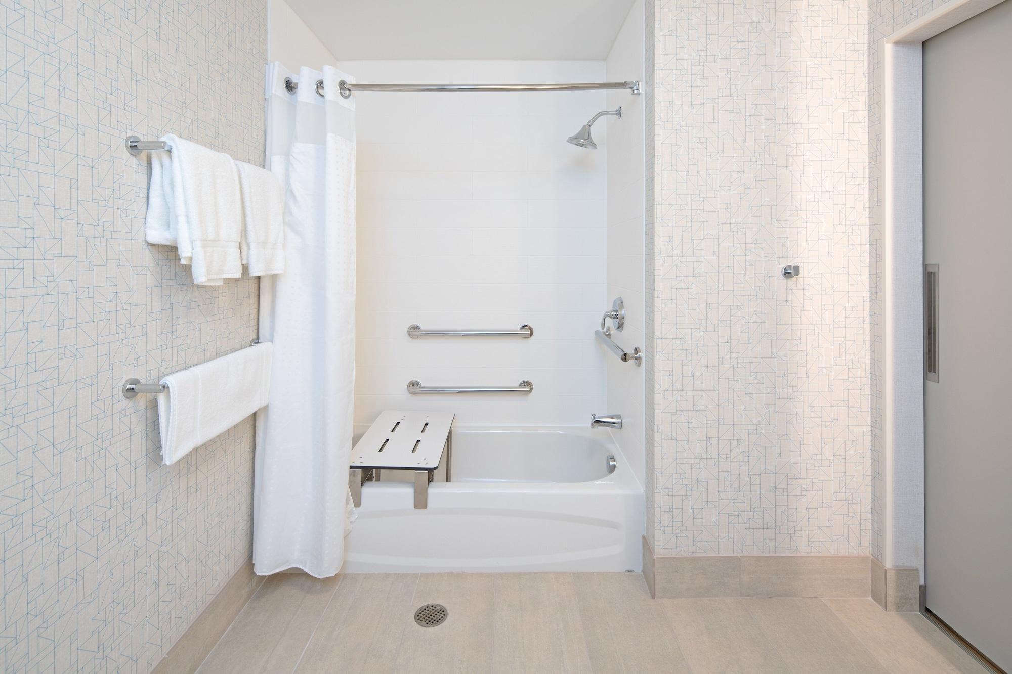 Holiday Inn Express And Suites Murrieta Temecula - photo 10