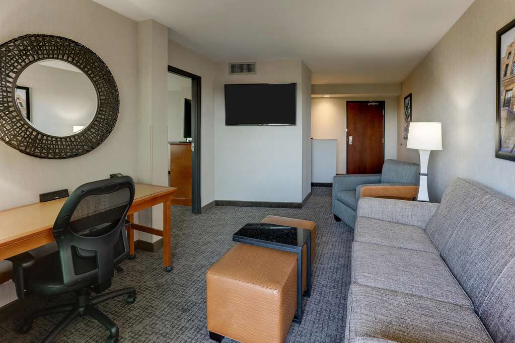 Drury Inn & Suites Phoenix Airport - photo 15