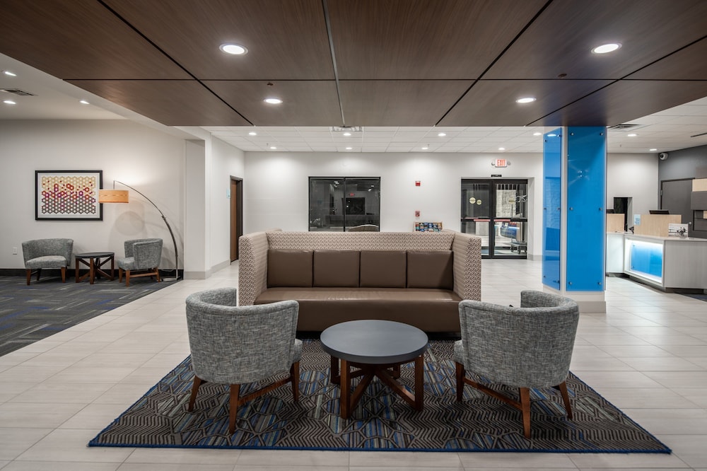 Holiday Inn Express & Suites N Waco Area West by IHG - photo 53