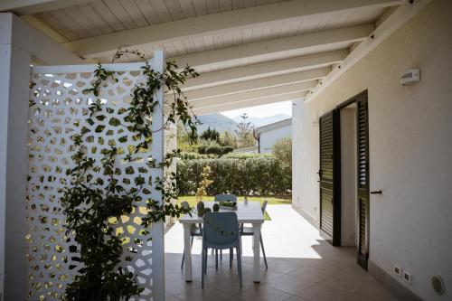 Residence Salinelle Beach Villa Panarea — 4-Star Luxury Hotel in Lascari, Italy