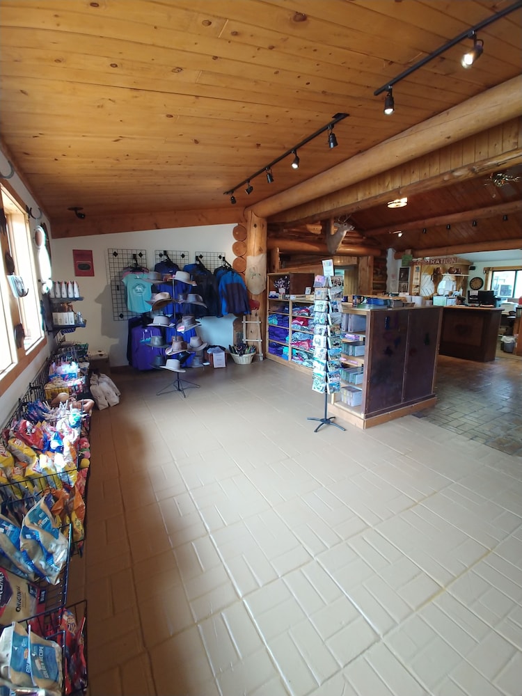 Yellowstone Valley Inn - photo 64