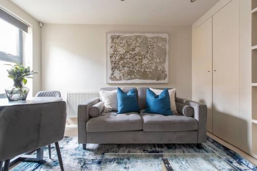 Elegant 1 BR Retreat in Ilford Centre Ley — 4-Star Luxury Hotel in Ilford, United Kingdom