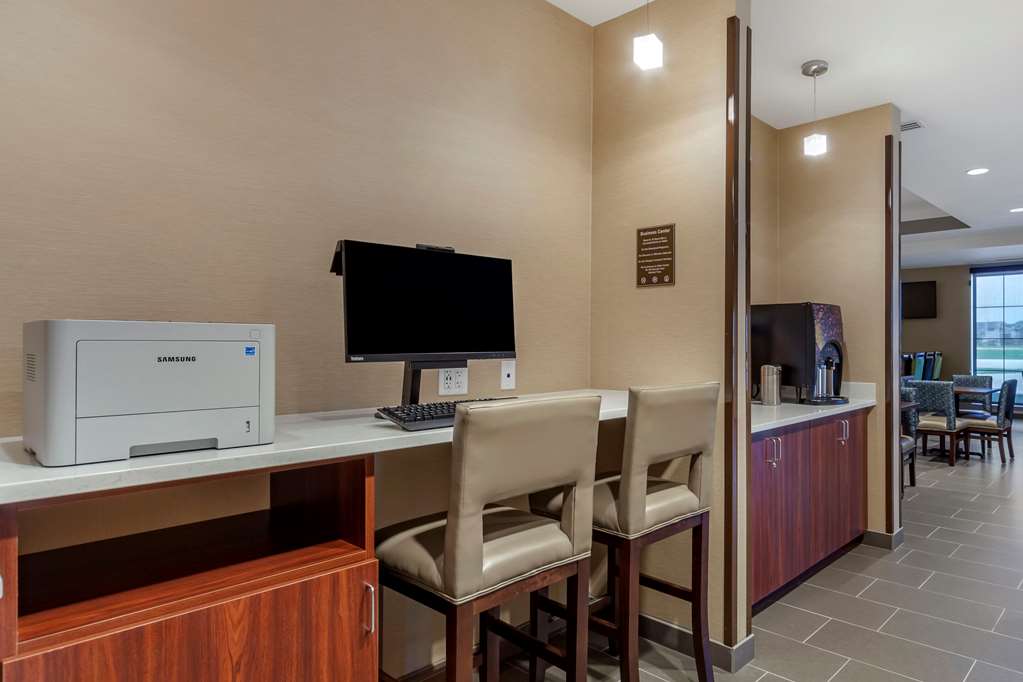 Comfort Suites Grand Island South - photo 28