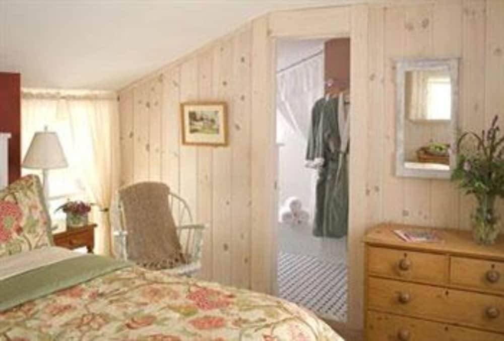 Deerhill Inn - photo 106