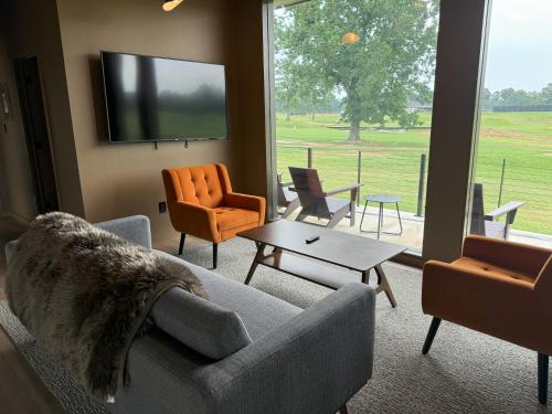 Porches at Ole Brook in Brookhaven, United States