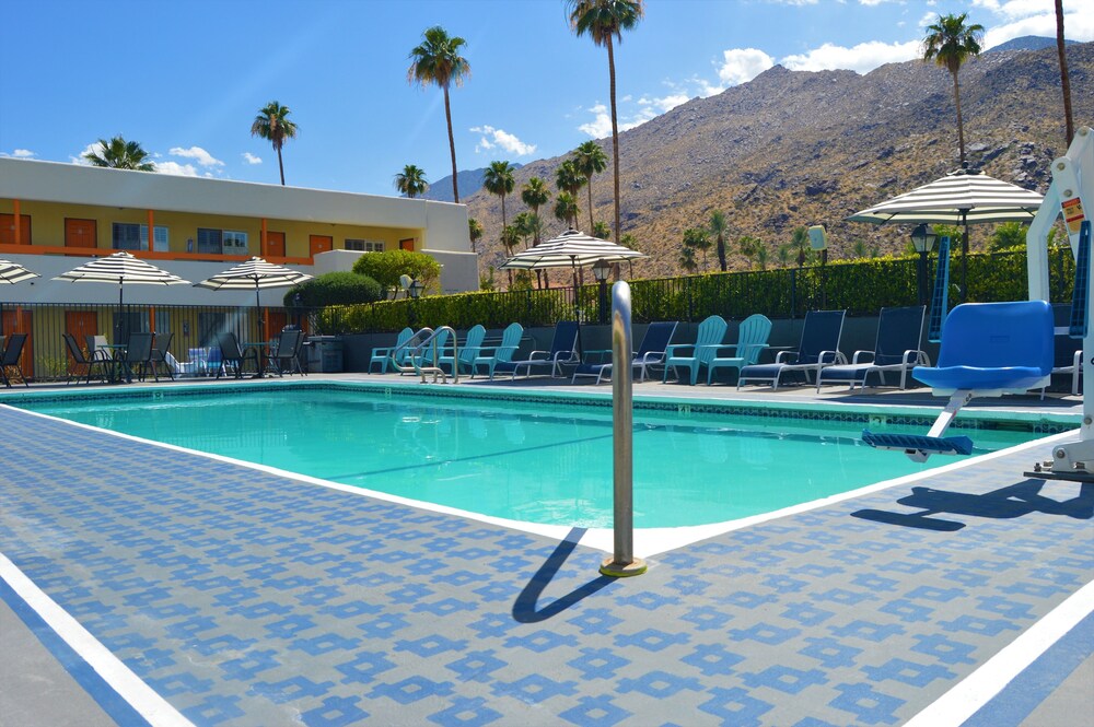 Musicland Hotel - photo 2